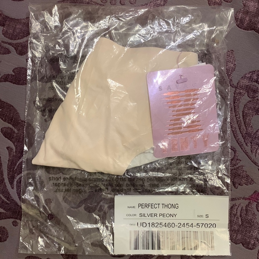 BNWT Savage x Fenty Microfiber Thong Small